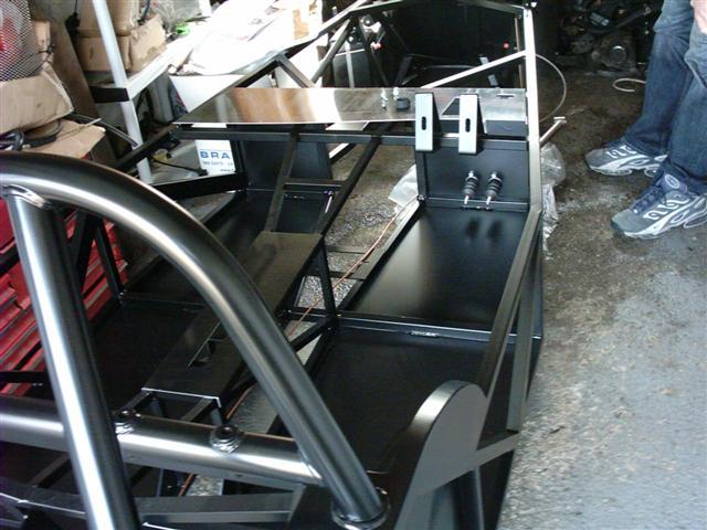 shiny new chassis - sprayed with black 2 pack :-)